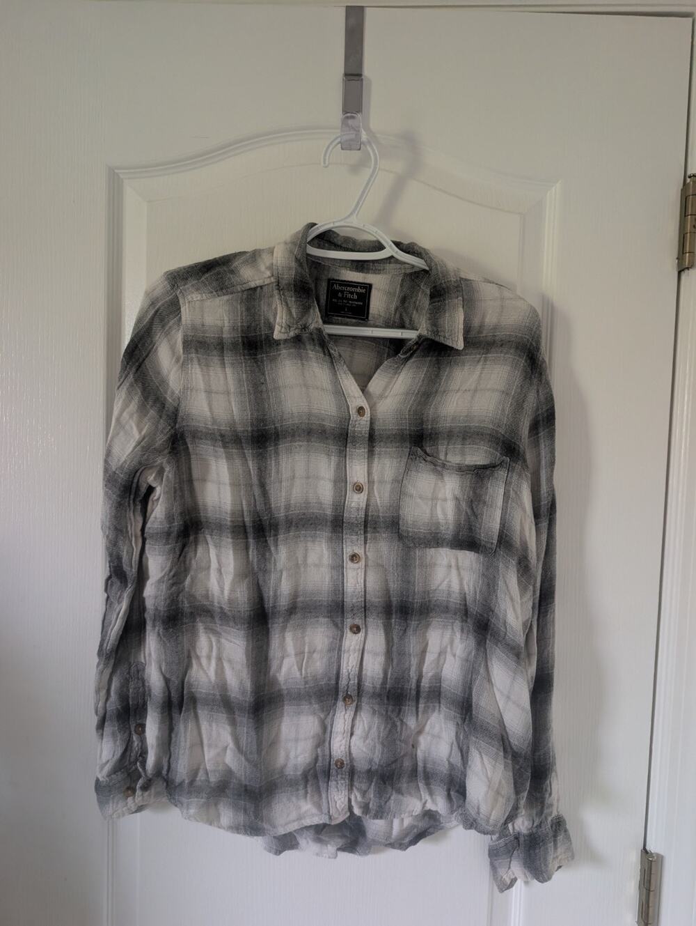 Abercrombie Fitch Junior Black & White Plaid Long Sleeve Flannel Size L Y2K